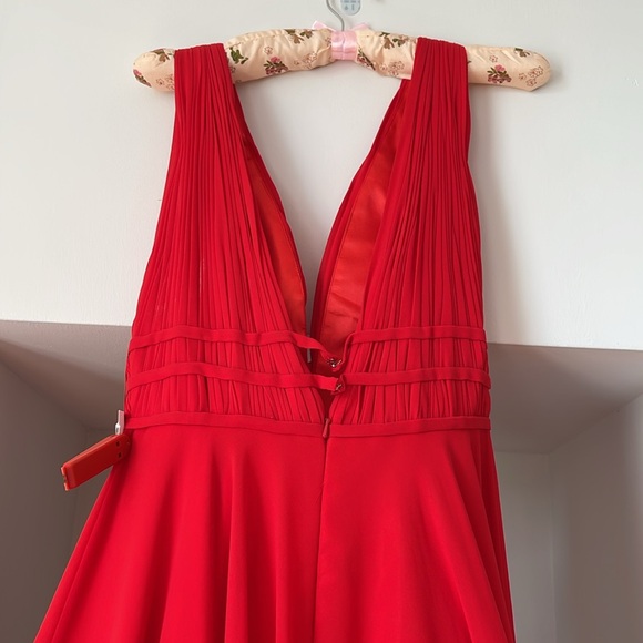 ✨NWT✨ MAC DUGGAL Ieena Chiffon A-Line Evening Gown Style No. 55379 - Picture 9 of 11